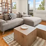 Apartment Modern 2min Cloche D'or - Balcony And Business Ready *